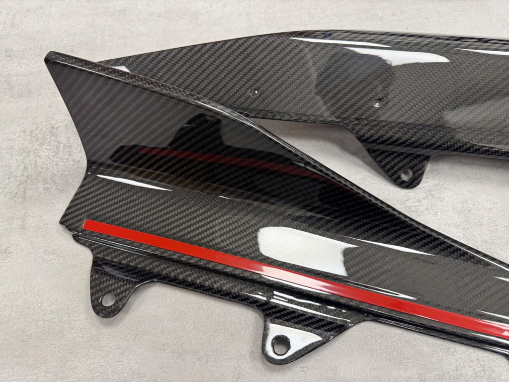 BMW M2 F87 PRE-PREG DRY CARBON FIBRE SIDE SKIRTS WINGLETS GLOSS