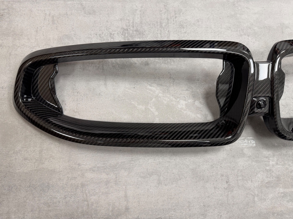 BMW G42 2 Series Real Pre-Preg Dry Carbon Fibre Kidney Grill Gloss 51719627307