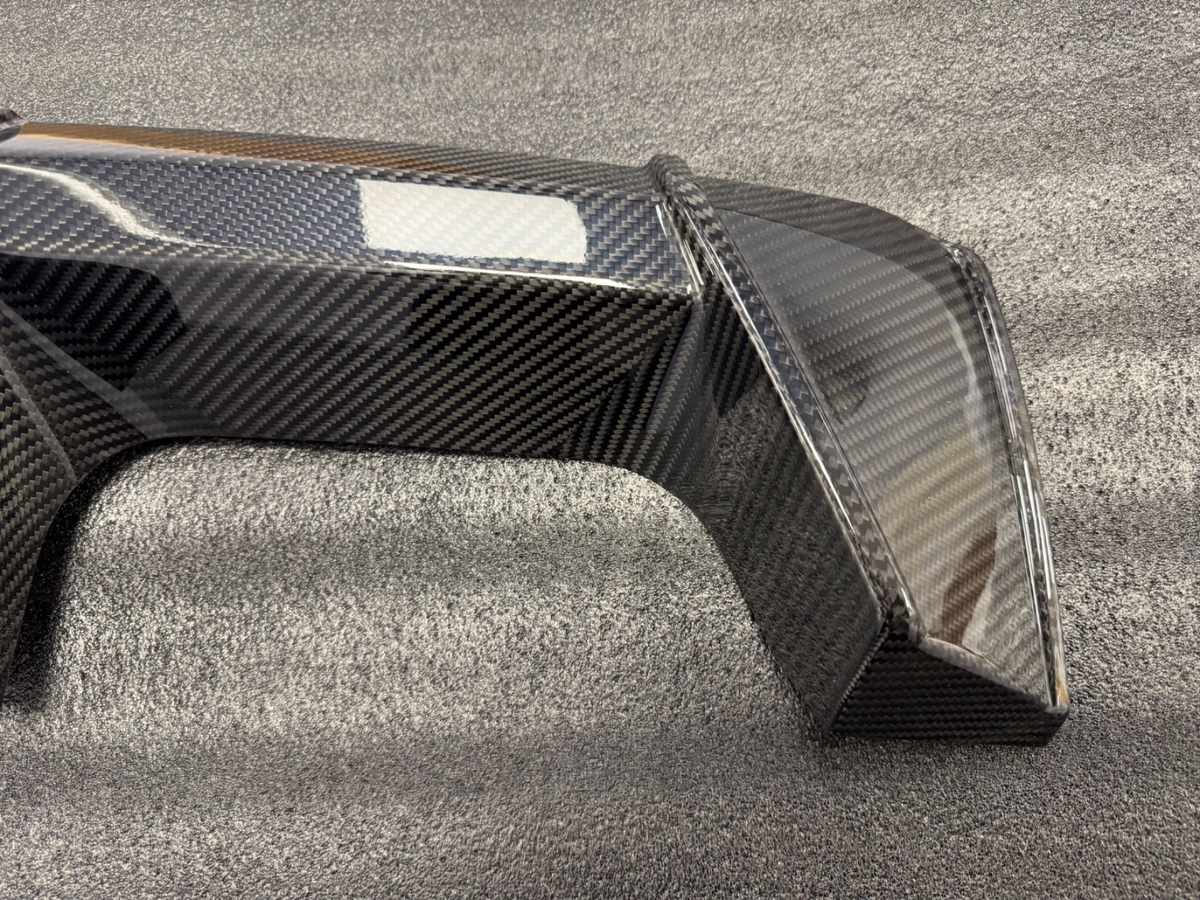 BMW M3 M4 G80 G82 G83 Pre-Preg Dry Carbon Fibre Rear Aggressive Diffuser 2020+