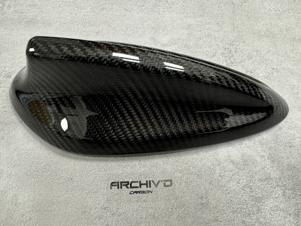 REAL CARBON FIBRE ANTENNA SHARK ROOF FIN BMW 1 SERIES F20 F21 F26 F45 F85 F86