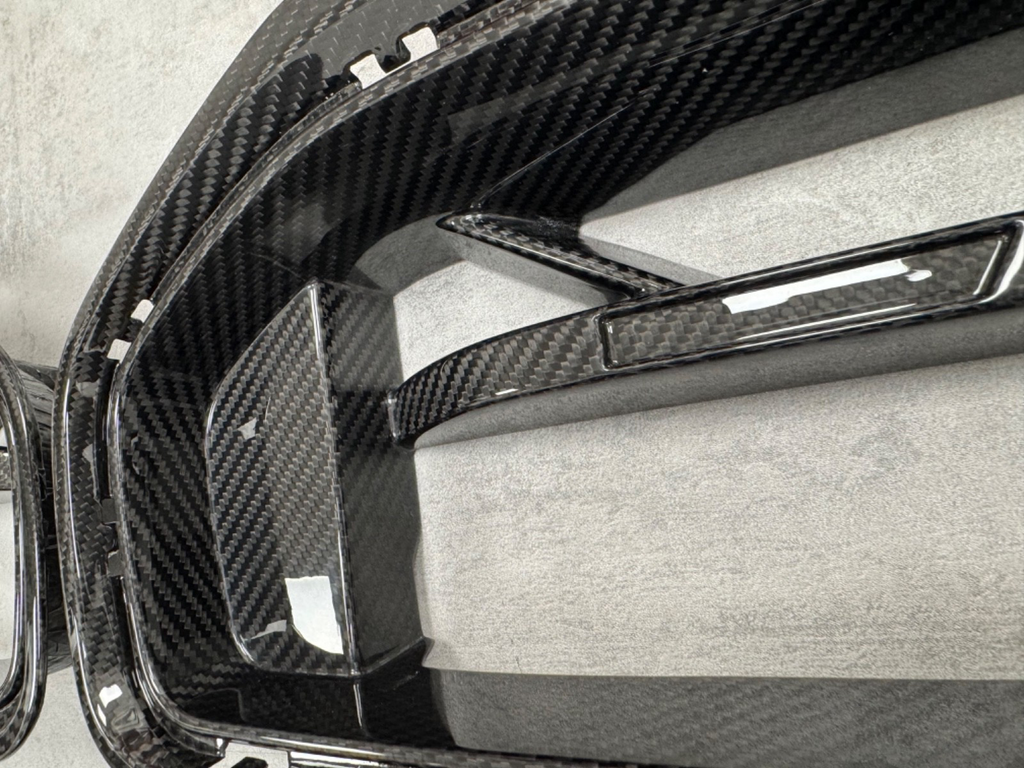 BMW G87 M2 Grill CS Style Pre-Preg Dry Carbon Front Grille 2023+