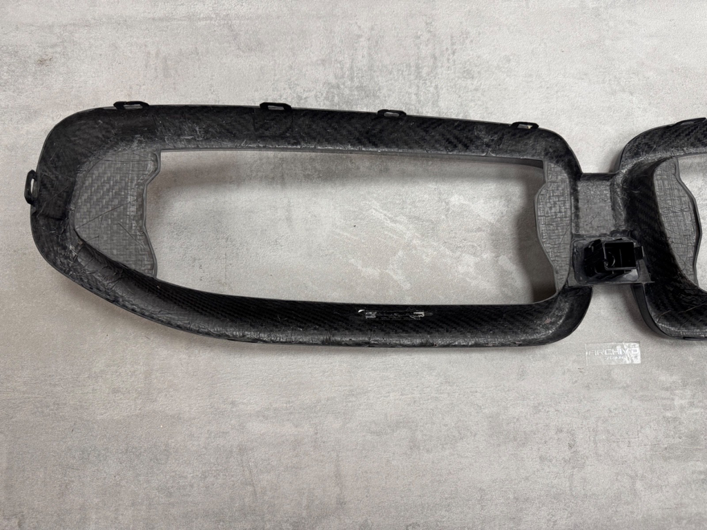 BMW G42 2 Series Real Pre-Preg Dry Carbon Fibre Kidney Grill Gloss 51719627307