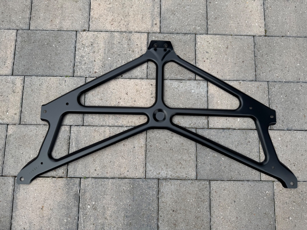 Stiffening Brace Bar BMW F80 F82 F83 M3 M4 Front Axle Strut Brace Mount 8054327